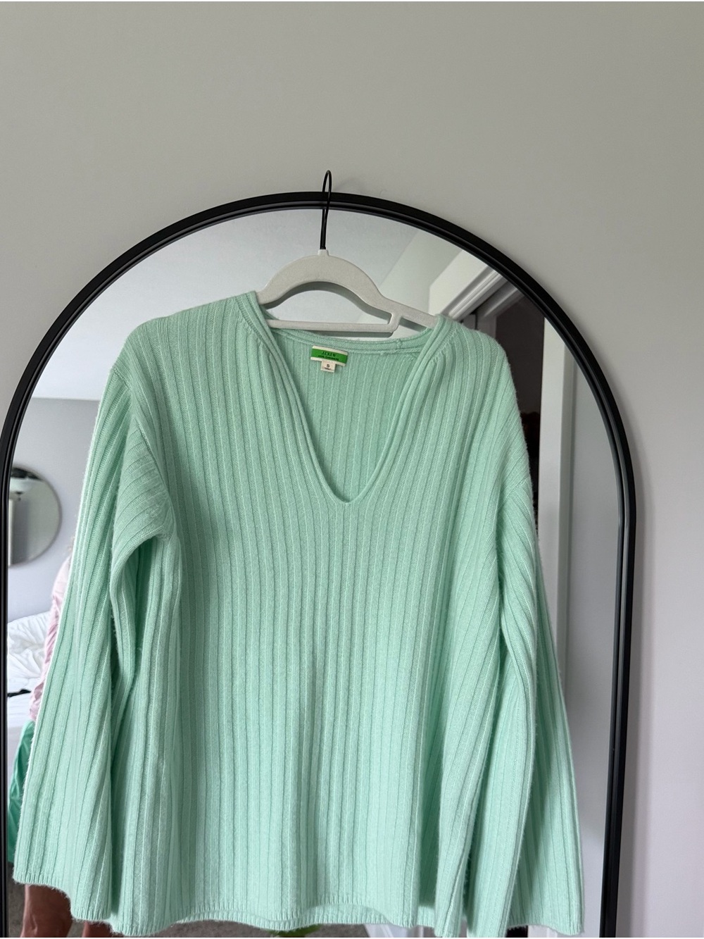 NEW Cashmere Light Mint Ribbed V-Neck Sweater with bell sleeves